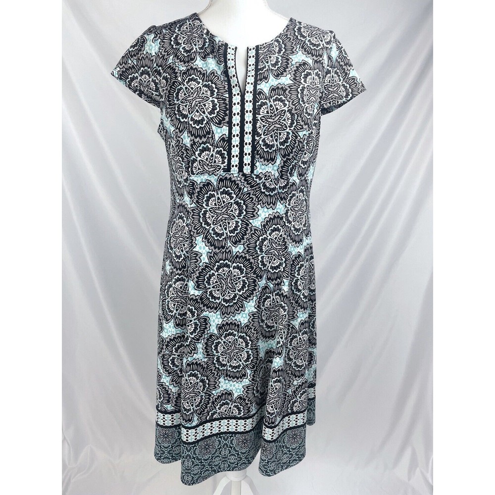 Chico’s Size 1 8/10 Black Blue Short Sleeve Dress Geometric Print - Picture 1 of 9